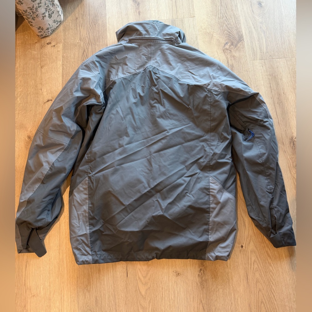 Eddie Bauer Men’s Ski Jacket TL - Picture 6 of 6
